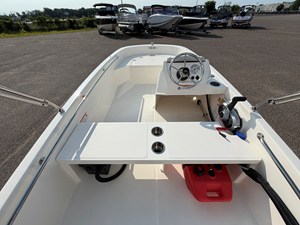 2027 Boston Whaler 130 Super Sport 7