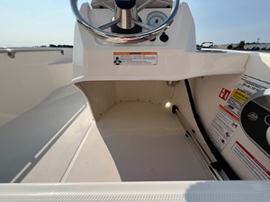 2027 Boston Whaler 130 Super Sport 12