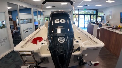 2027 Boston Whaler 150 Montauk 8