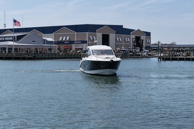 2018 Beneteau GRAN TURISMO 50 8