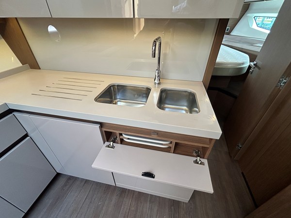 2018 Beneteau GRAN TURISMO 50 26