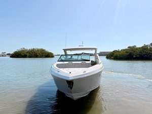 Cruisers Yachts 34 GLS Outboard 23 2026 Cruisers Yachts 34 GLS Outboard 24