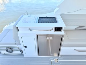 Cruisers Yachts 34 GLS Outboard 45 2026 Cruisers Yachts 34 GLS Outboard 46