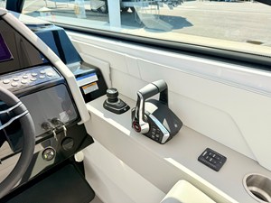 Cruisers Yachts 34 GLS Outboard 56 2026 Cruisers Yachts 34 GLS Outboard 57