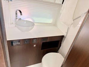 Cruisers Yachts 34 GLS Outboard 64 2026 Cruisers Yachts 34 GLS Outboard 65