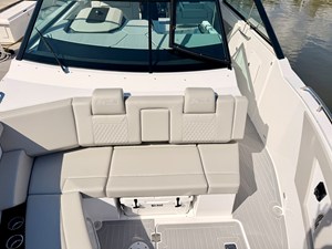 Cruisers Yachts 34 GLS Outboard 69 2026 Cruisers Yachts 34 GLS Outboard 70