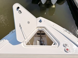 Cruisers Yachts 34 GLS Outboard 75 2026 Cruisers Yachts 34 GLS Outboard 76