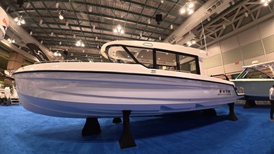 Cruisers Yachts 38 VTR EC 6 2026 Cruisers Yachts 38 VTR EC 7