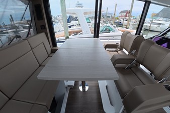 Cruisers Yachts 38 VTR EC 20 2026 Cruisers Yachts 38 VTR EC 21