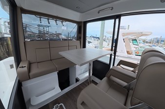 Cruisers Yachts 38 VTR EC 22 2026 Cruisers Yachts 38 VTR EC 23