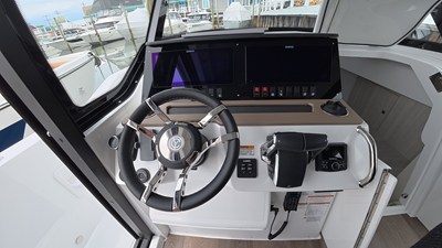 Cruisers Yachts 38 VTR EC 28 2026 Cruisers Yachts 38 VTR EC 29