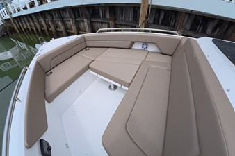 Cruisers Yachts 38 VTR EC 51 2026 Cruisers Yachts 38 VTR EC 52