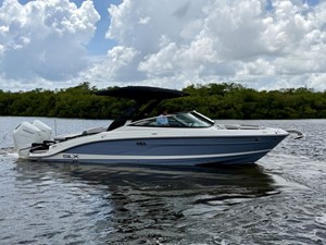 Sea Ray SLX 280 Outboard 1 2027 Sea Ray SLX 280 Outboard 2