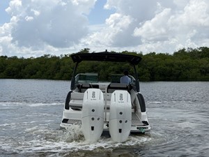 Sea Ray SLX 280 Outboard 4 2027 Sea Ray SLX 280 Outboard 5