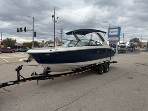 Sea Ray SDX 270 Surf 5 2027 Sea Ray SDX 270 Surf 6