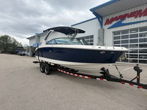 Sea Ray SDX 270 Surf 6 2027 Sea Ray SDX 270 Surf 7