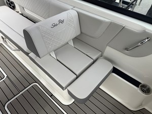 Sea Ray SDX 270 Surf 22 2027 Sea Ray SDX 270 Surf 23