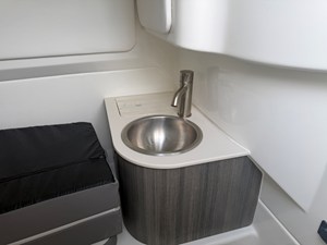 Sea Ray SDX 270 Surf 43 2027 Sea Ray SDX 270 Surf 44