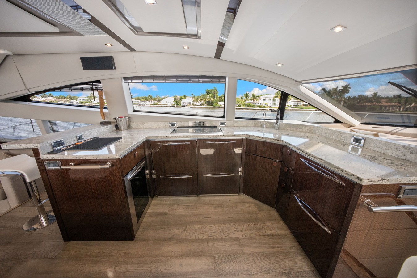 2018 Sea Ray L650 Fly 22