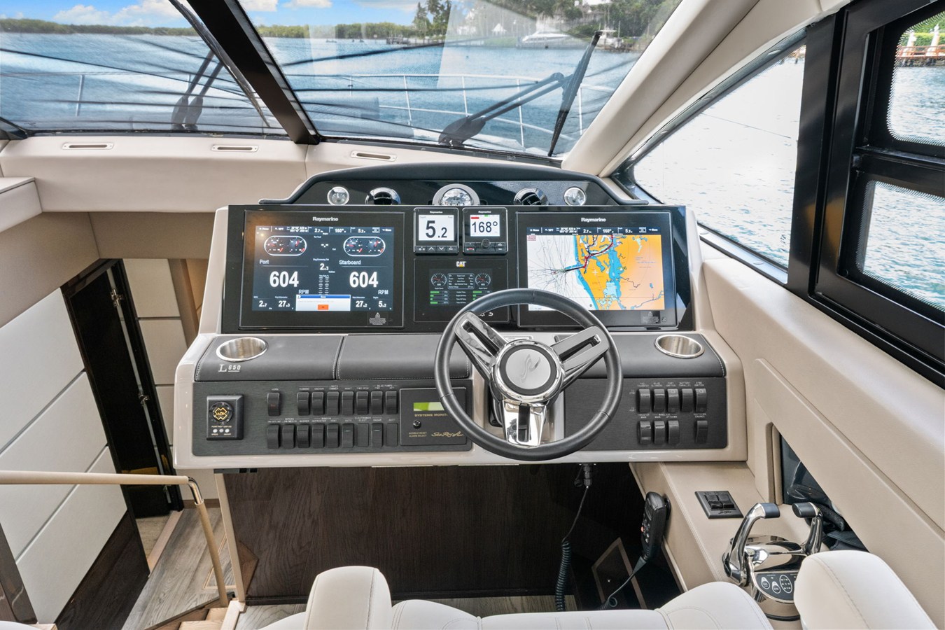 2018 Sea Ray L650 Fly 39