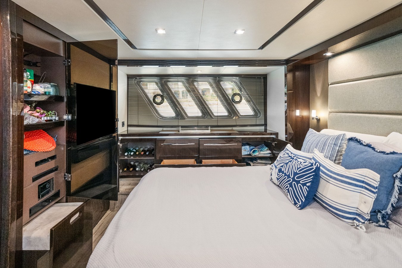 2018 Sea Ray L650 Fly 45