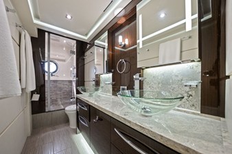 2018 Sea Ray L650 Fly 47