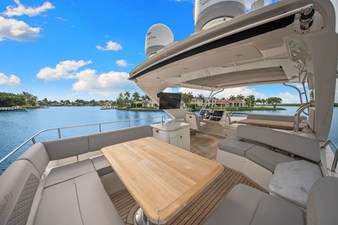 2018 Sea Ray L650 Fly 83