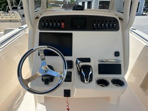 2026 Grady-White Fisherman 236 13