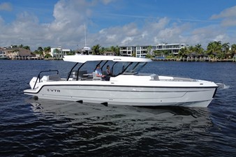 Cruisers Yachts 38 VTR 2 2026 Cruisers Yachts 38 VTR 3