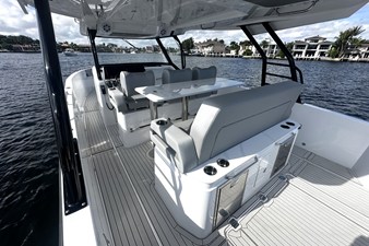 Cruisers Yachts 38 VTR 26 2026 Cruisers Yachts 38 VTR 27