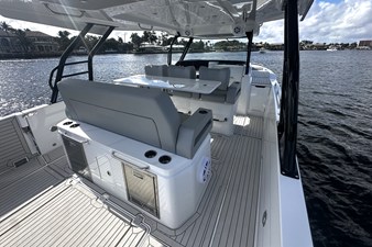 Cruisers Yachts 38 VTR 27 2026 Cruisers Yachts 38 VTR 28