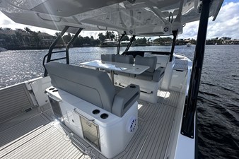 Cruisers Yachts 38 VTR 28 2026 Cruisers Yachts 38 VTR 29