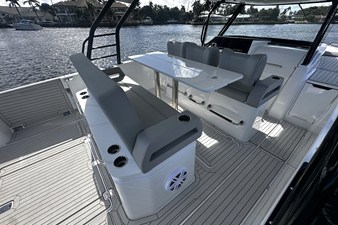 Cruisers Yachts 38 VTR 29 2026 Cruisers Yachts 38 VTR 30