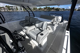Cruisers Yachts 38 VTR 31 2026 Cruisers Yachts 38 VTR 32