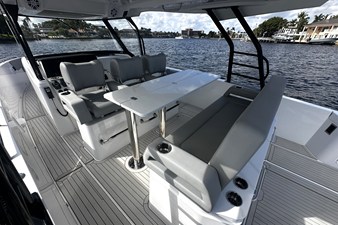 Cruisers Yachts 38 VTR 34 2026 Cruisers Yachts 38 VTR 35