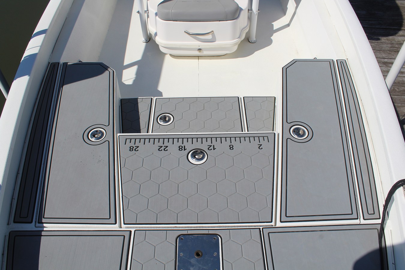 2022 Avid 23 FS MAG 18