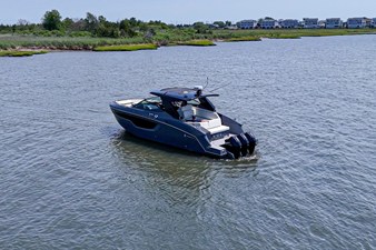 Cruisers Yachts 38 GLS-OB SB 3 2024 Cruisers Yachts 38 GLS-OB SB 4