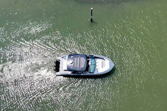 Cruisers Yachts 38 GLS-OB SB 6 2024 Cruisers Yachts 38 GLS-OB SB 7