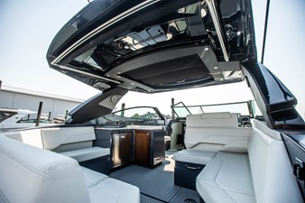 Cruisers Yachts 38 GLS-OB SB 18 2024 Cruisers Yachts 38 GLS-OB SB 19