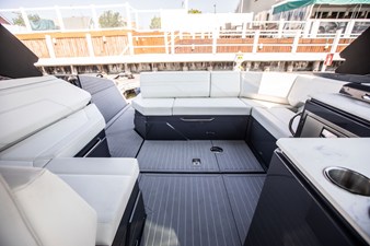 Cruisers Yachts 38 GLS-OB SB 19 2024 Cruisers Yachts 38 GLS-OB SB 20