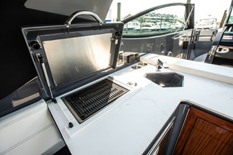 Cruisers Yachts 38 GLS-OB SB 24 2024 Cruisers Yachts 38 GLS-OB SB 25