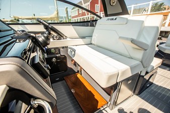 Cruisers Yachts 38 GLS-OB SB 37 2024 Cruisers Yachts 38 GLS-OB SB 38