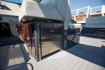 Cruisers Yachts 38 GLS-OB SB 51 2024 Cruisers Yachts 38 GLS-OB SB 52