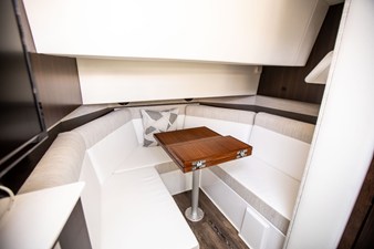 Cruisers Yachts 38 GLS-OB SB 61 2024 Cruisers Yachts 38 GLS-OB SB 62