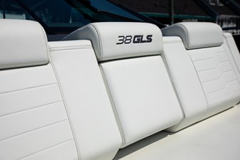 Cruisers Yachts 38 GLS-OB SB 73 2024 Cruisers Yachts 38 GLS-OB SB 74