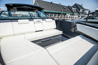 Cruisers Yachts 38 GLS-OB SB 75 2024 Cruisers Yachts 38 GLS-OB SB 76