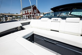 Cruisers Yachts 38 GLS-OB SB 78 2024 Cruisers Yachts 38 GLS-OB SB 79