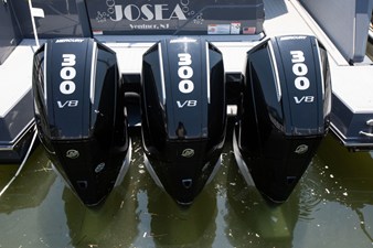 Cruisers Yachts 38 GLS-OB SB 94 2024 Cruisers Yachts 38 GLS-OB SB 95