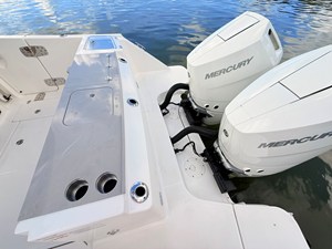 Boston Whaler 330 Vantage 24 2027 Boston Whaler 330 Vantage 25
