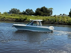 Boston Whaler 280 VANTAGE 1 2021 Boston Whaler 280 VANTAGE 2